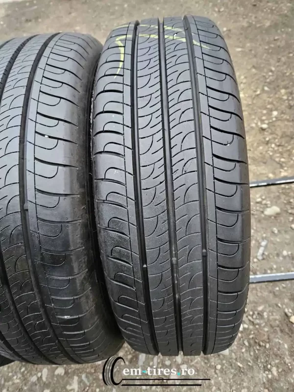 SET 4 Anvelope Vara 195/65 R16C GOODYEAR Efficient Grip Cargo 100/98H - imagine 6